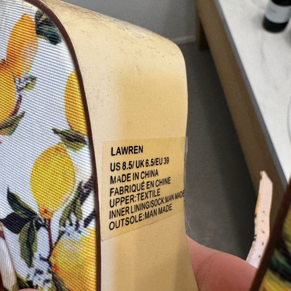 Just Fab Lemon 🍋 Platform Heels - Picture 4 of 5